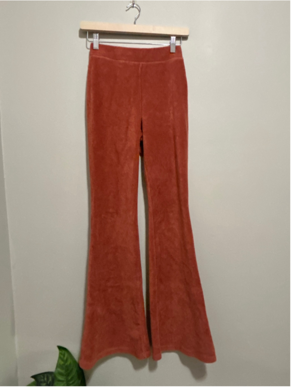 Women's American Eagle Flare Pants XS Orange